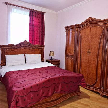Jermuk Villa Imperial Екстериор снимка