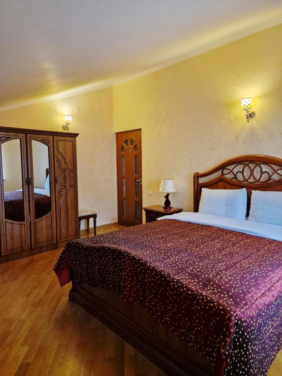 Jermuk Villa Imperial Екстериор снимка